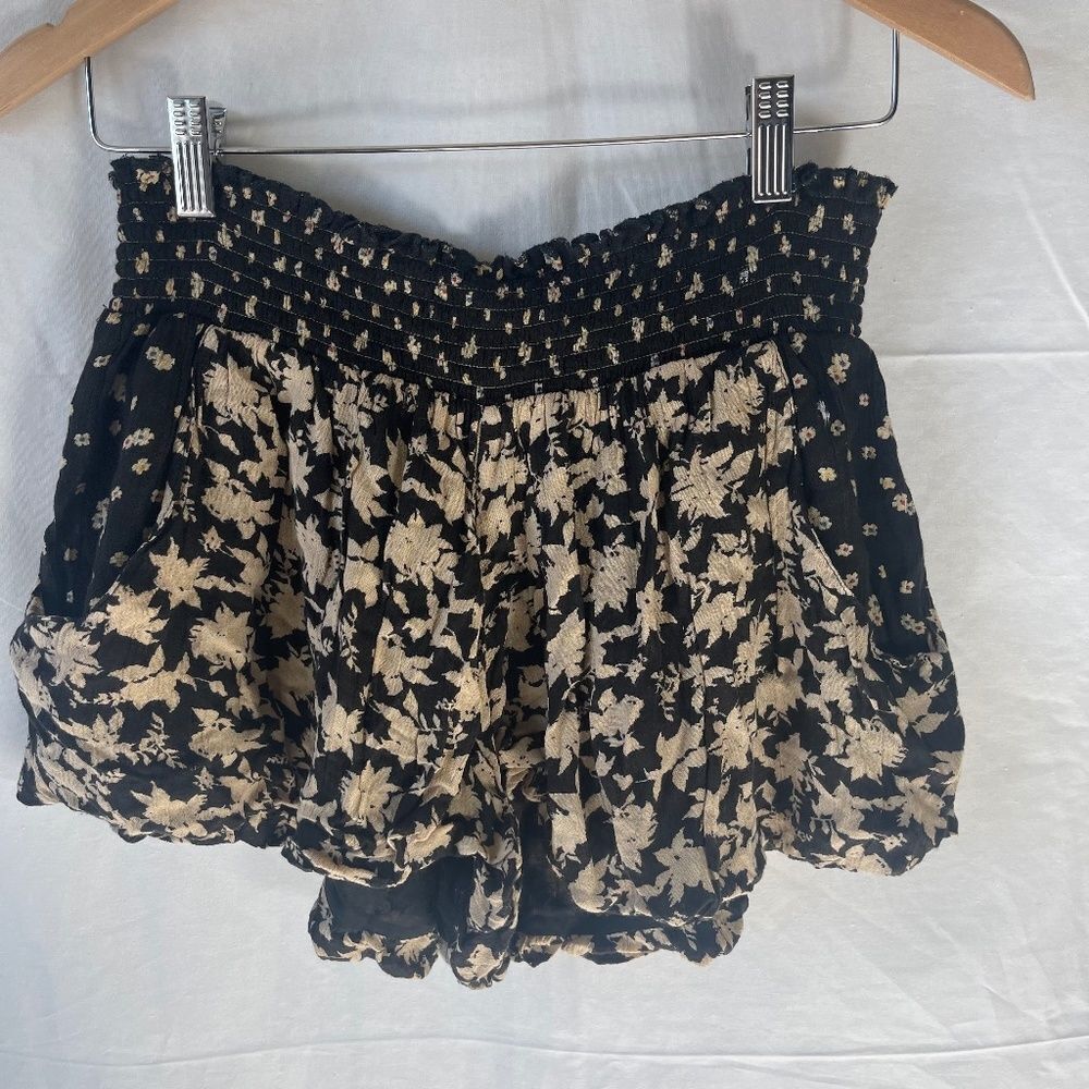 Free People Black/Tan Crinkle Cotton Pull On Shorts Sz S